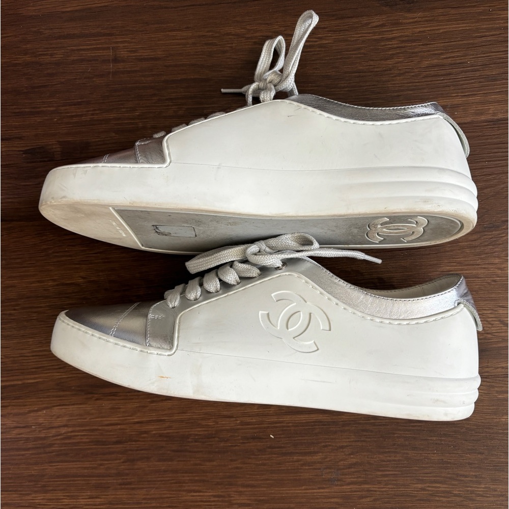 Chanel Interlocking CC Leather & Rubber White Silver Wedge Sneakers Trainers - Picture 9 of 15